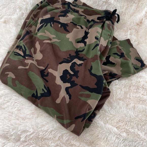 Men - Polo camo sweat pants - Picture 2 of 4